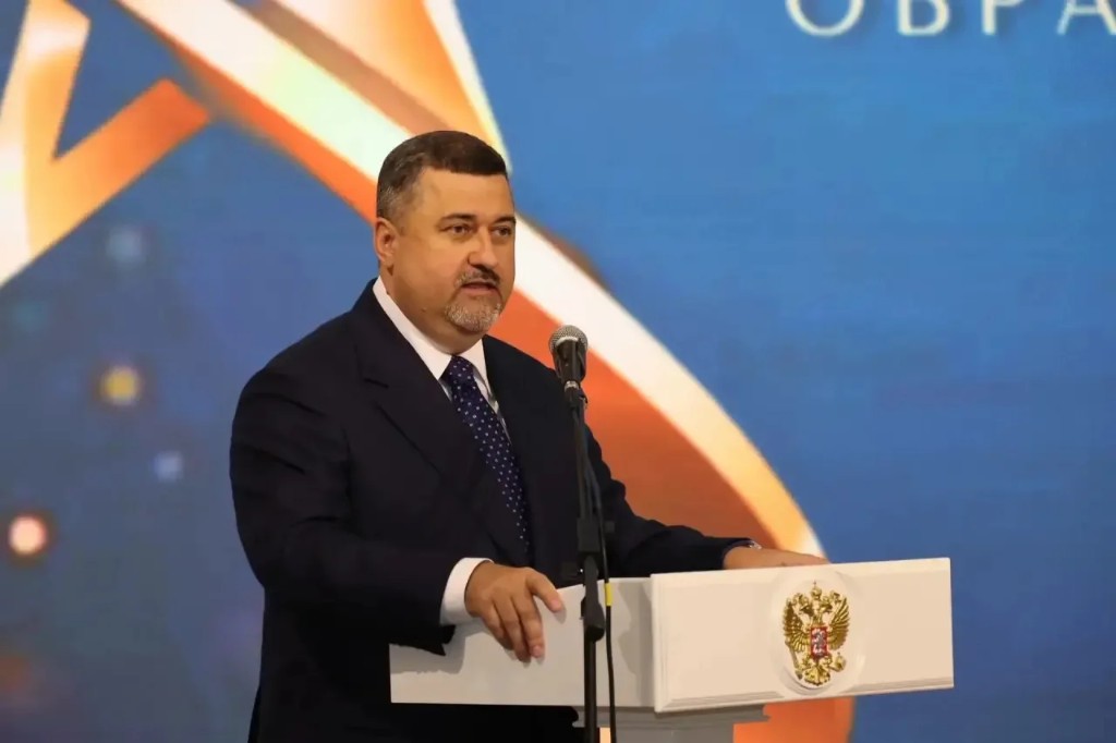 Фёдор Щукин на встрече с выпускниками